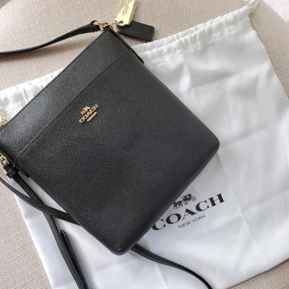 COACH Messenger Cross Body NWOT